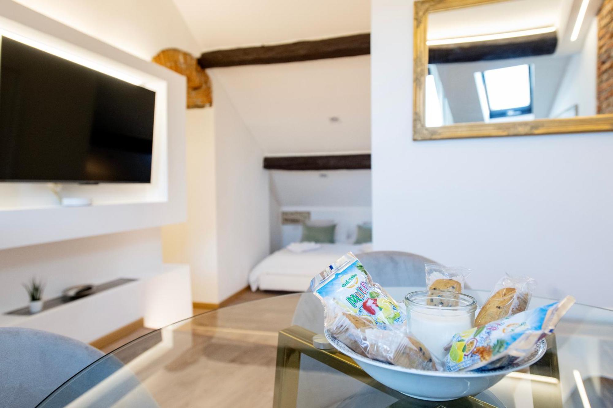La Nuova Torretta Sui Navigli Apartamento Milão Exterior foto